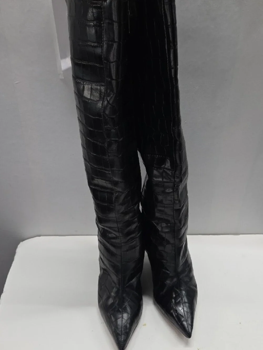 SCHUTZ Black Leather Croc-Embossed Pointed-Toe Knee Boots with Wedge Heel Size 8